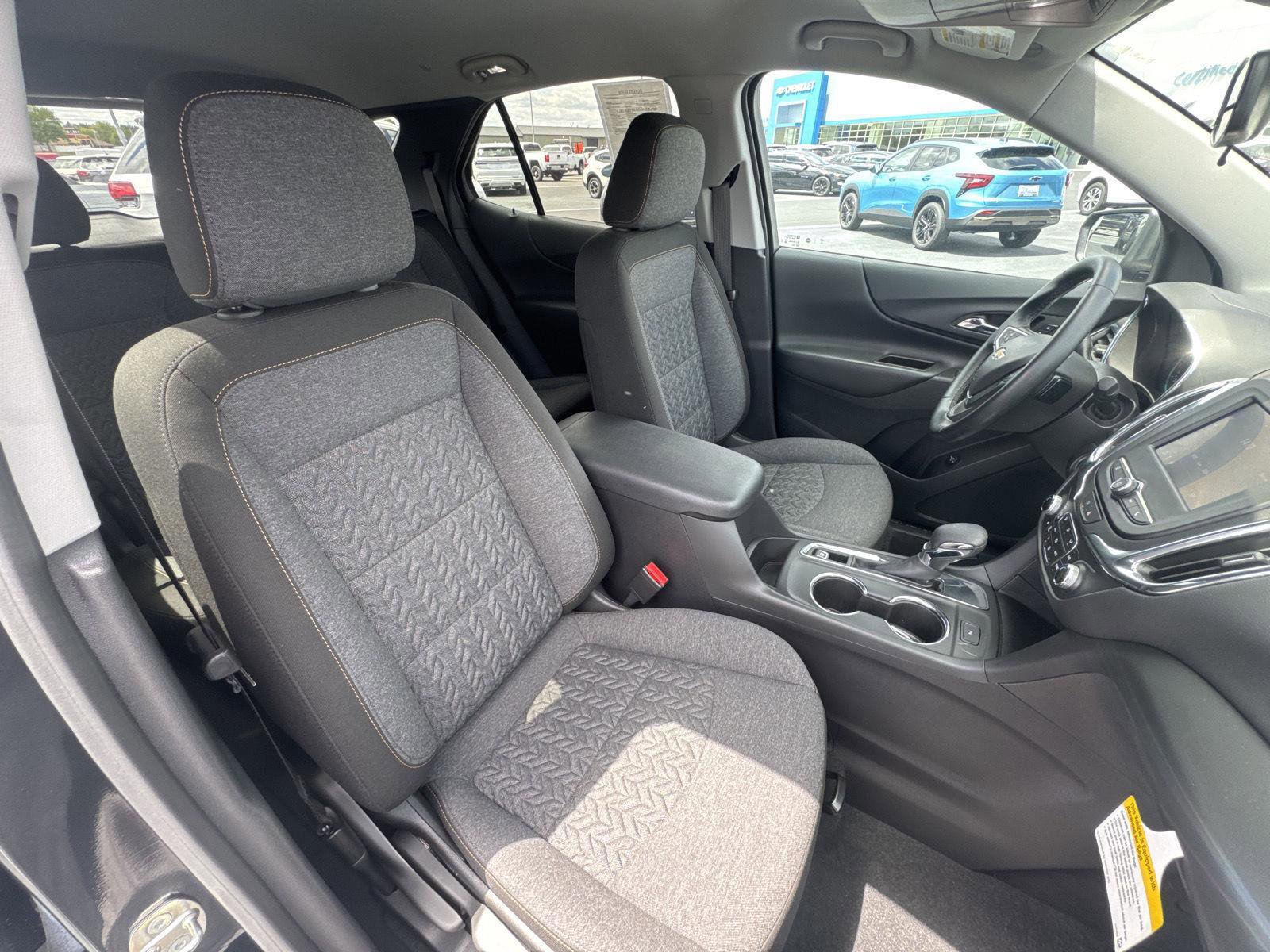 Used 2023 Chevrolet Equinox LT FWD image 18