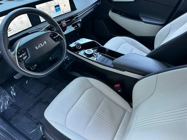 Used 2024 Kia EV6 GT-Line w/ GT-Line White Seat Package RWD image 10