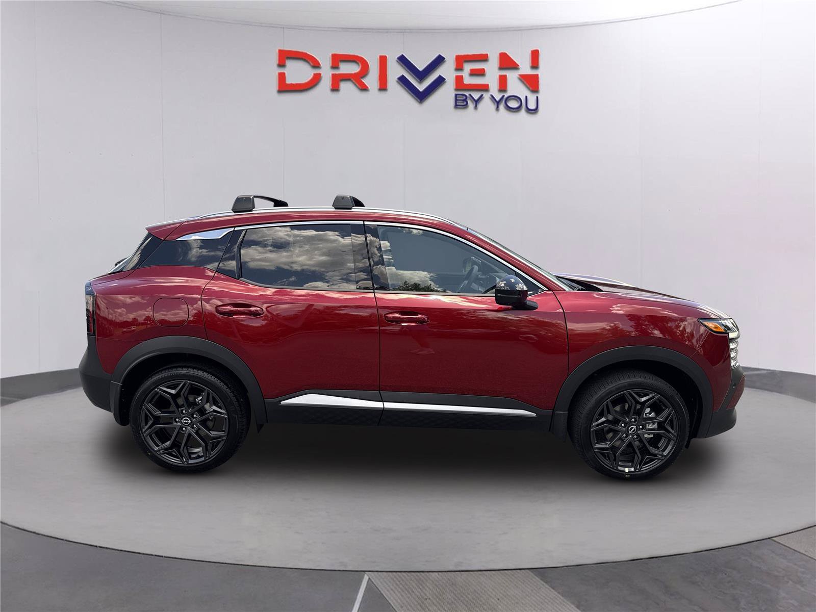 New 2026 Nissan Kicks SR AWD/4WD image 3