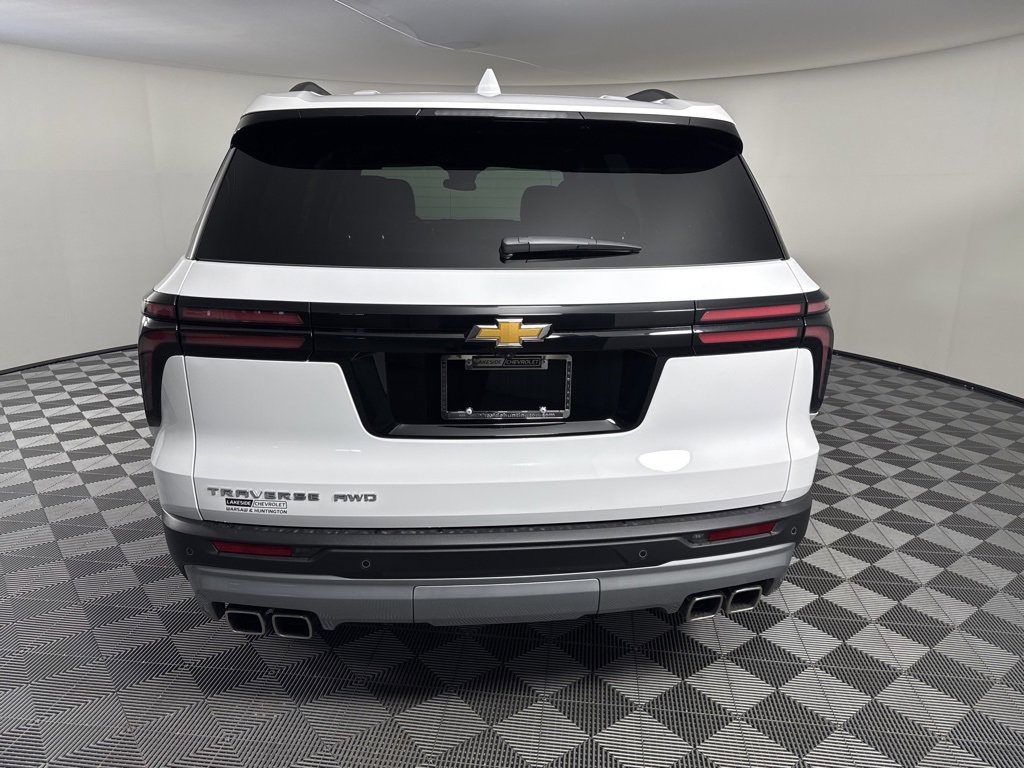 New 2025 Chevrolet Traverse LT w/ Enhanced Driving Package image 4