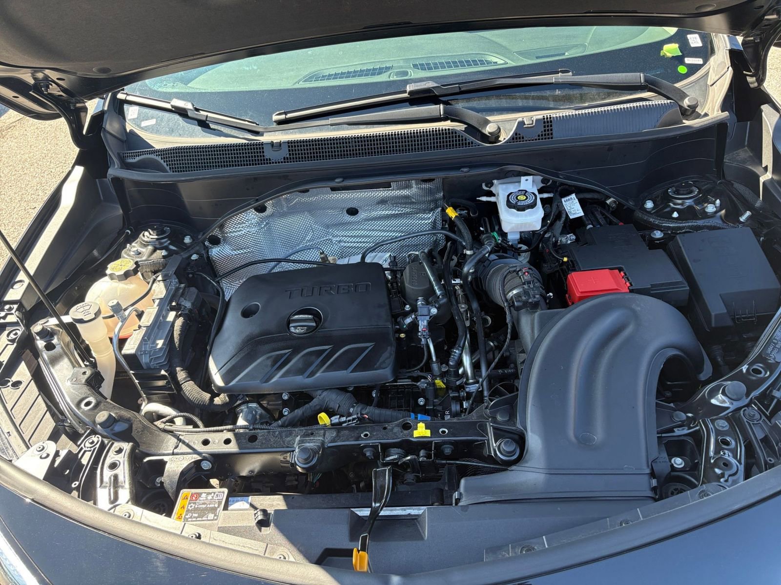 Used 2025 Buick Encore GX Preferred image 31