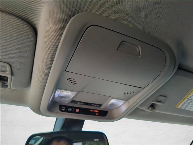 Used 2018 GMC Terrain SLE w/ Driver Convenience Package FWD image 15