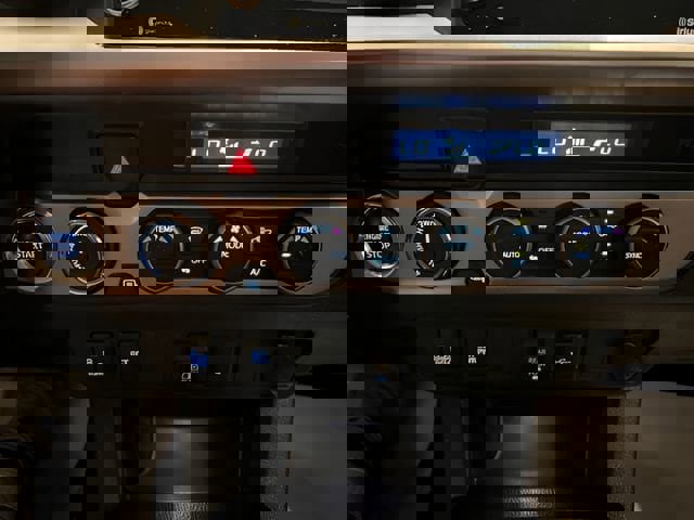 Used 2023 Toyota Tacoma SR5 w/ Technology Package AWD/4WD image 23