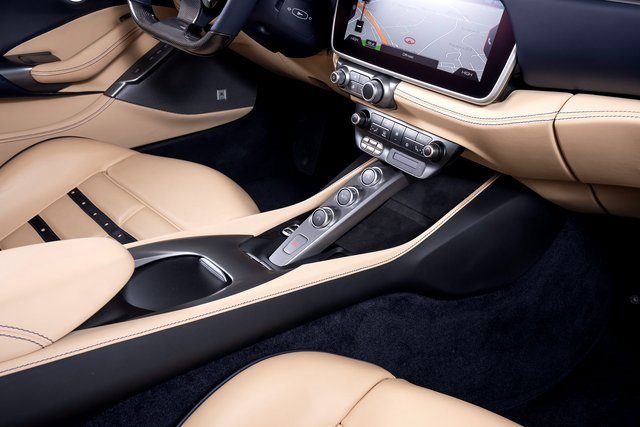 Used 2019 Ferrari Portofino image 54