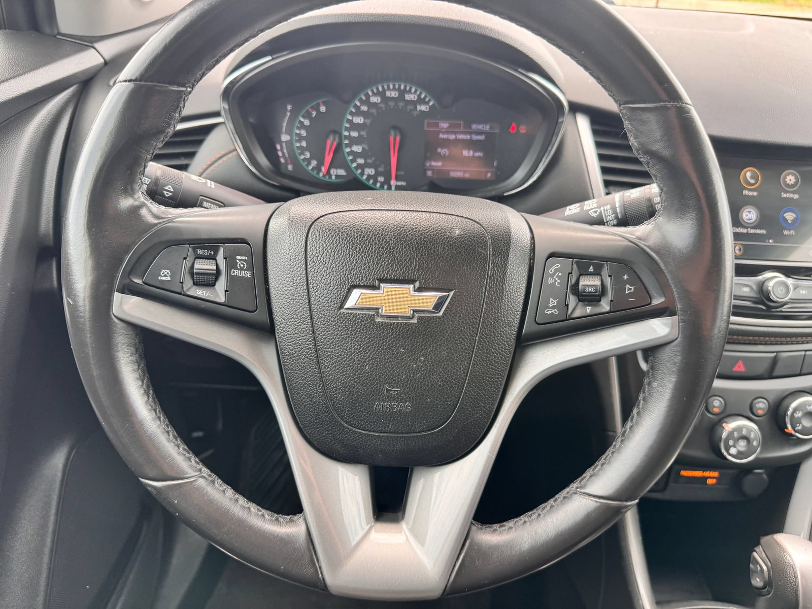 Used 2019 Chevrolet Trax LT w/ LT Convenience Package FWD image 14