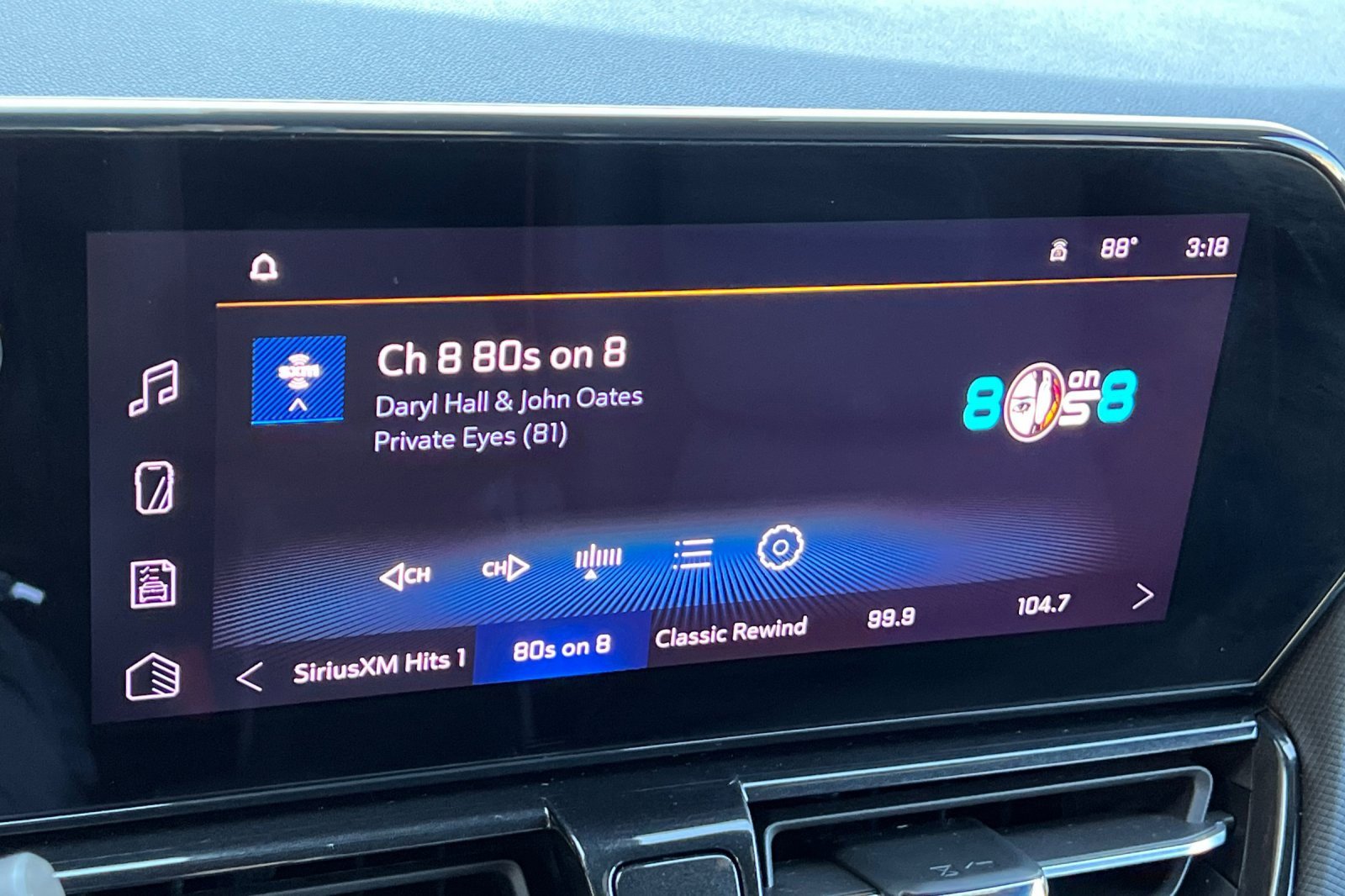 Used 2024 Chevrolet TrailBlazer RS w/ Driver Confidence Package image 15