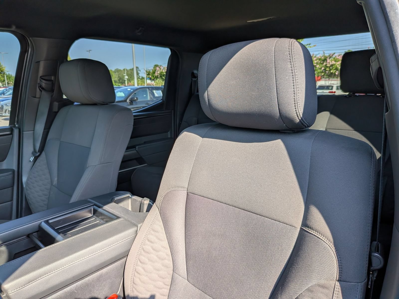 Used 2025 Toyota Tundra SR5 AWD/4WD image 15