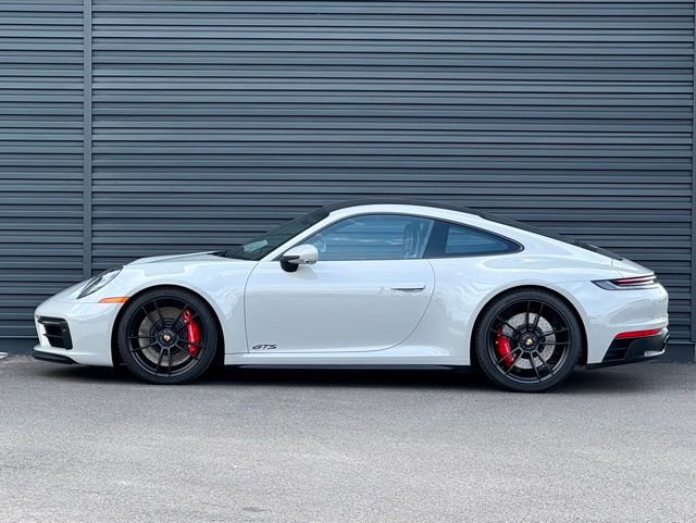 Used 2024 Porsche 911 Carrera GTS image 2
