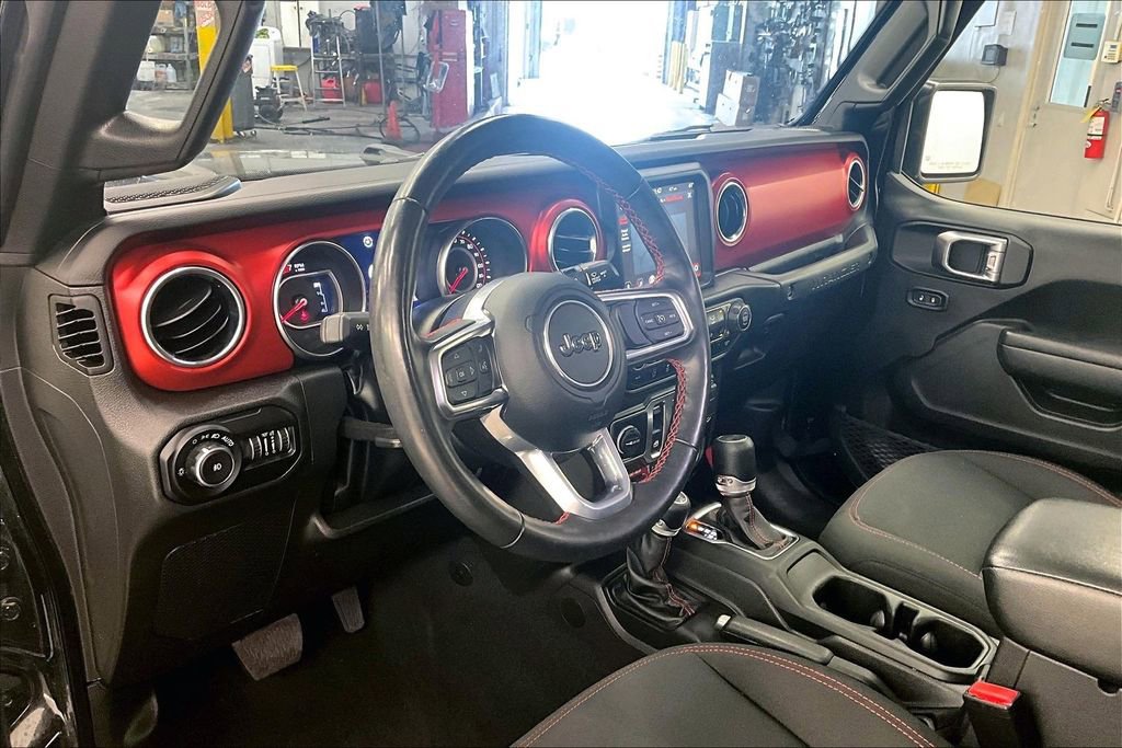 Used 2022 Jeep Wrangler Rubicon w/ Cold Weather Group AWD/4WD image 13