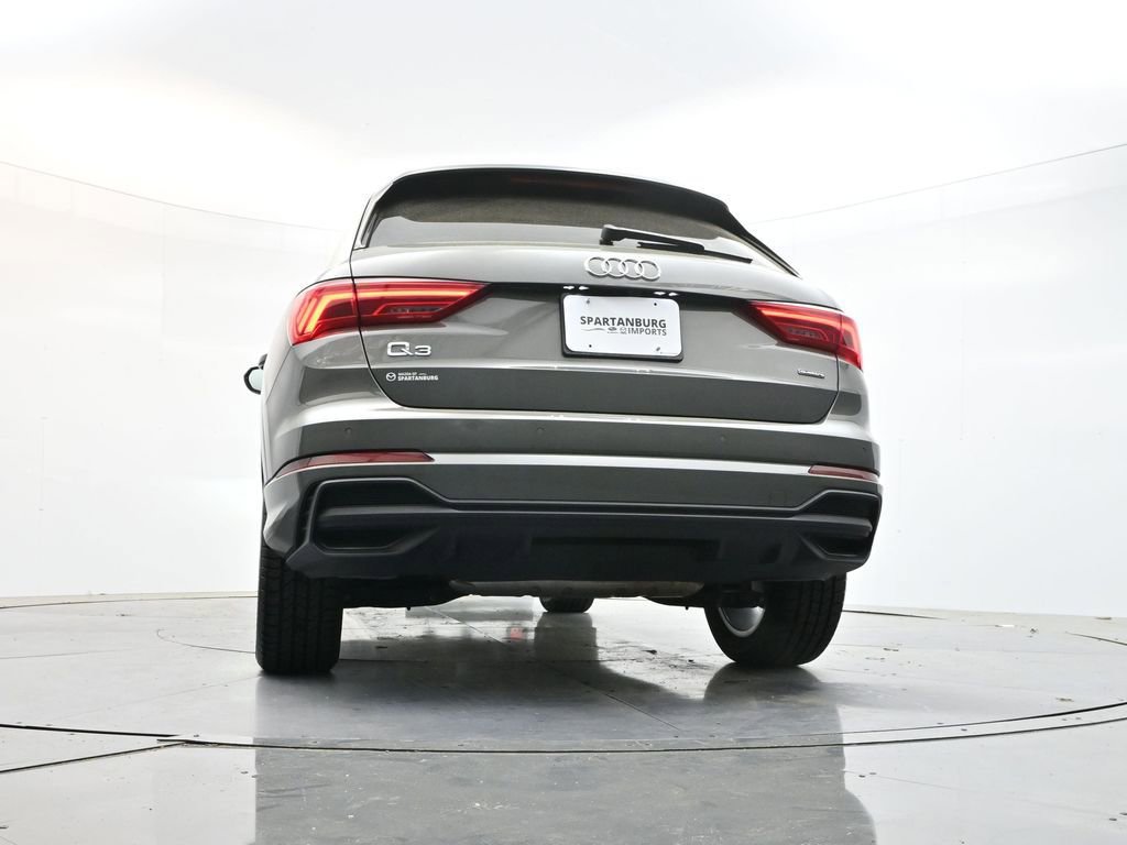 Used 2024 Audi Q3 2.0T Premium AWD/4WD image 35