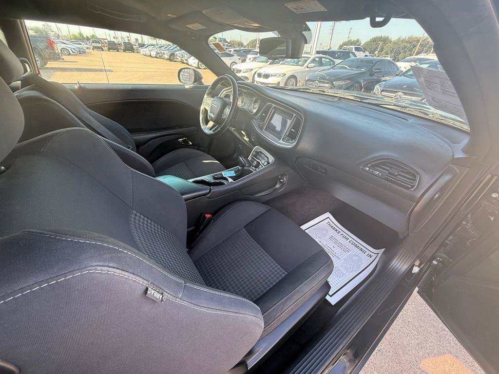 Used 2019 Dodge Challenger R/T RWD image 13
