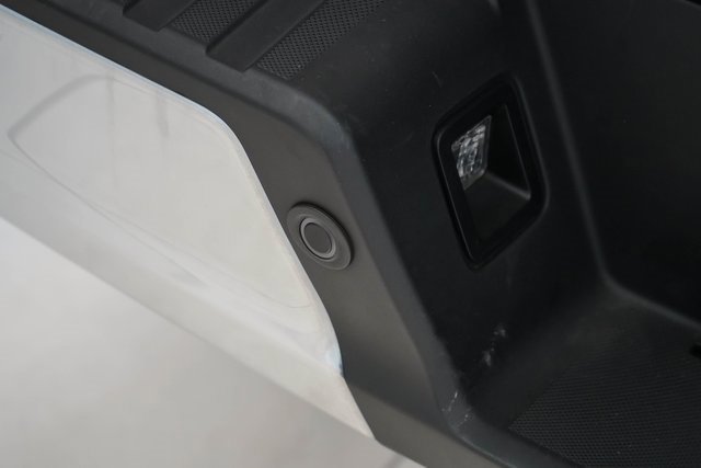 Used 2023 Ford F150 XLT image 11