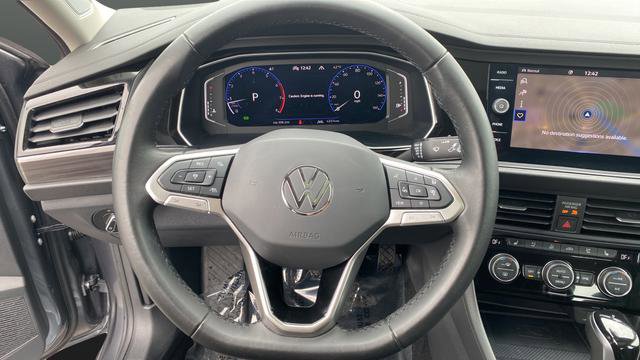 Used 2024 Volkswagen Jetta SEL FWD image 16