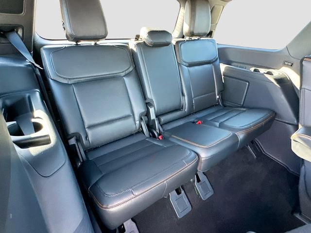 Used 2025 Ford Expedition Tremor AWD/4WD image 27