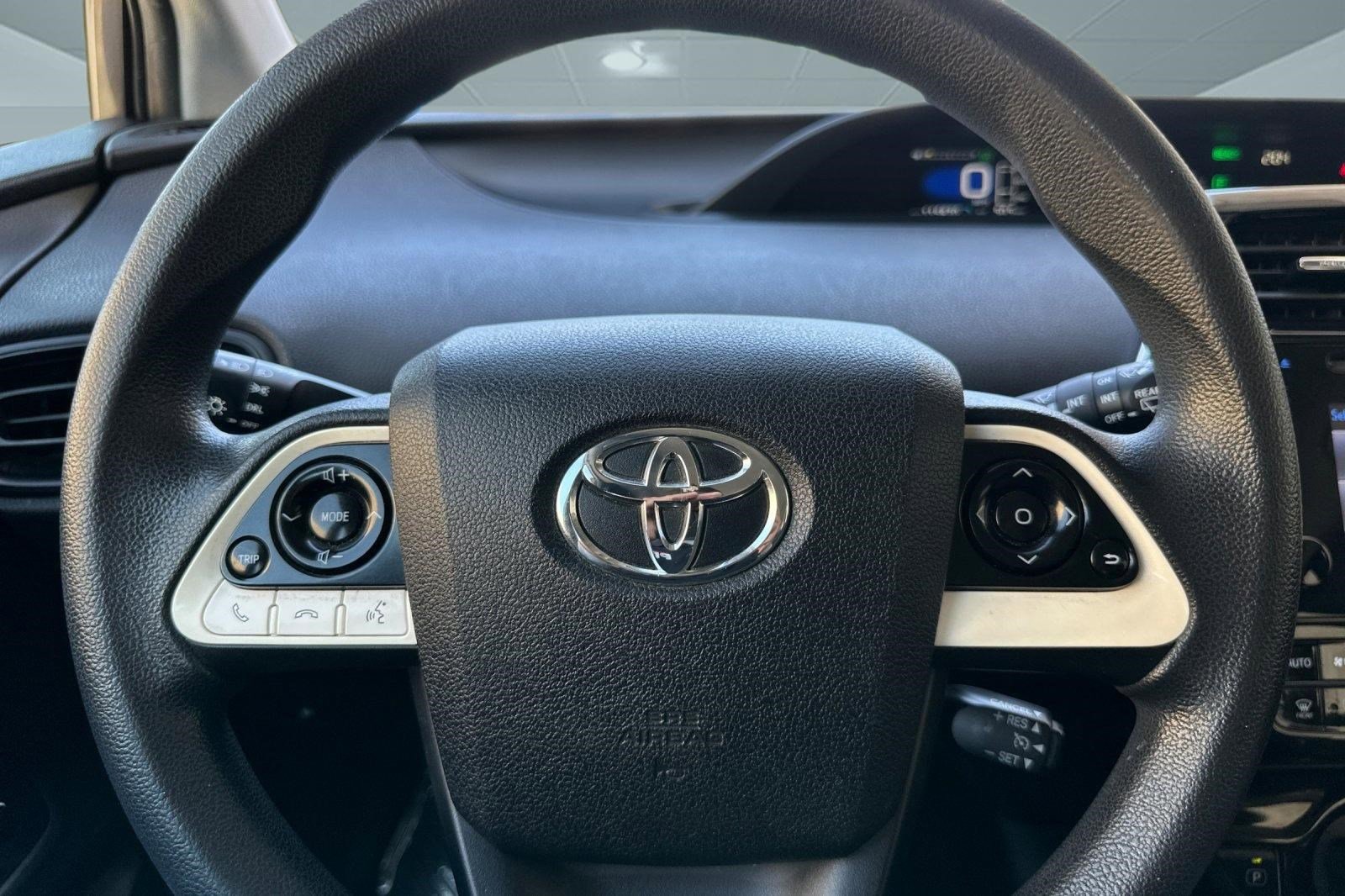 Used 2016 Toyota Prius Two FWD image 15