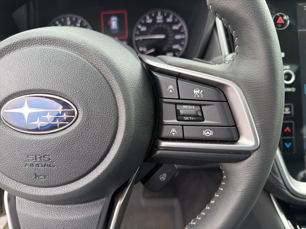Certified 2025 Subaru Outback Limited image 31