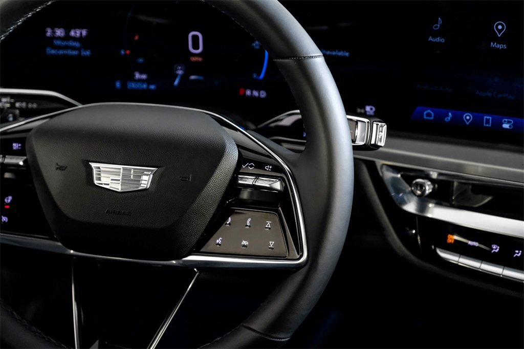 Used 2024 Cadillac Lyriq Luxury w/ LPO, Floor Liner Package image 17