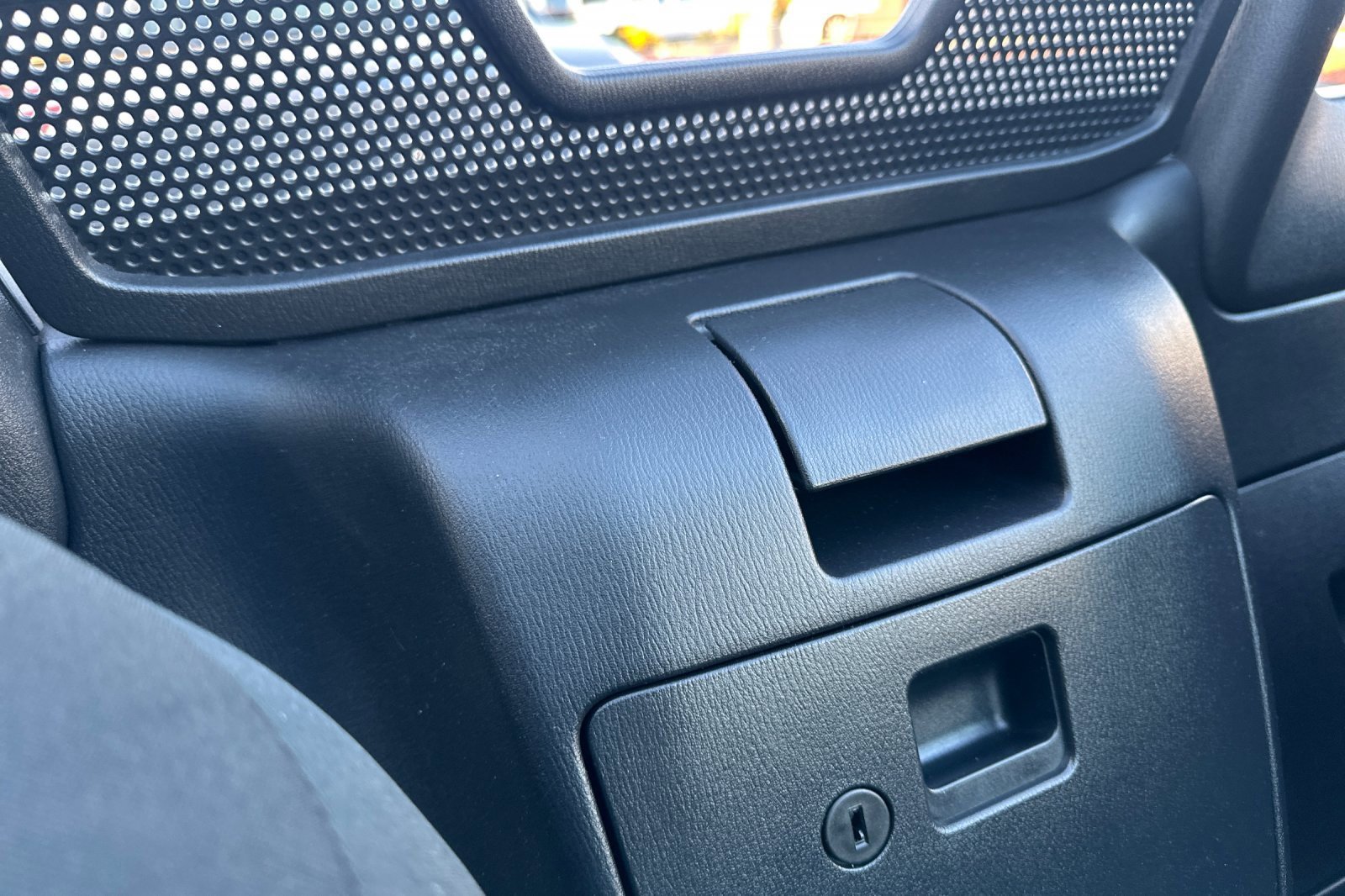 Used 2022 MAZDA MX-5 Miata Sport image 17