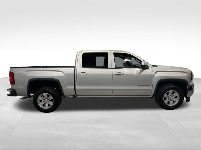 Used 2017 GMC Sierra 1500 SLE w/ SLE Value Package RWD image 4