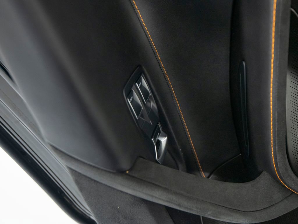Used 2024 McLaren 750S Spider RWD image 14