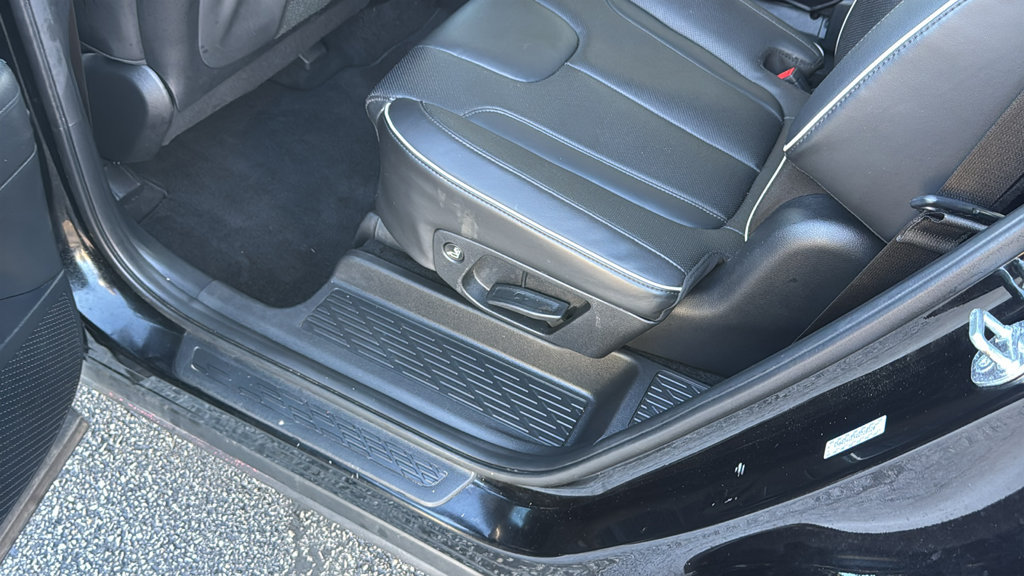 Used 2024 Hyundai Palisade SEL FWD image 35