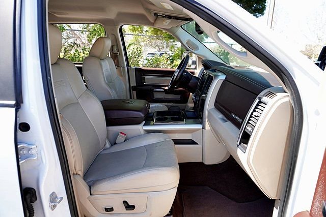 Used 2015 RAM 1500 Laramie w/ Convenience Group image 14