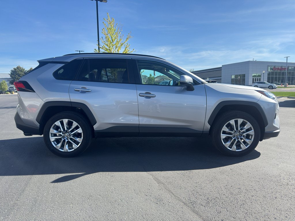 Used 2025 Toyota RAV4 XLE Premium w/ Weather Package AWD/4WD image 2