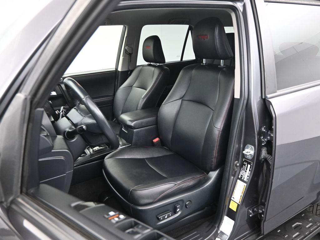 Used 2023 Toyota 4Runner TRD Off-Road Premium image 9
