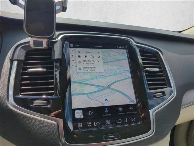 Used 2024 Volvo XC90 B5 Plus AWD/4WD image 9