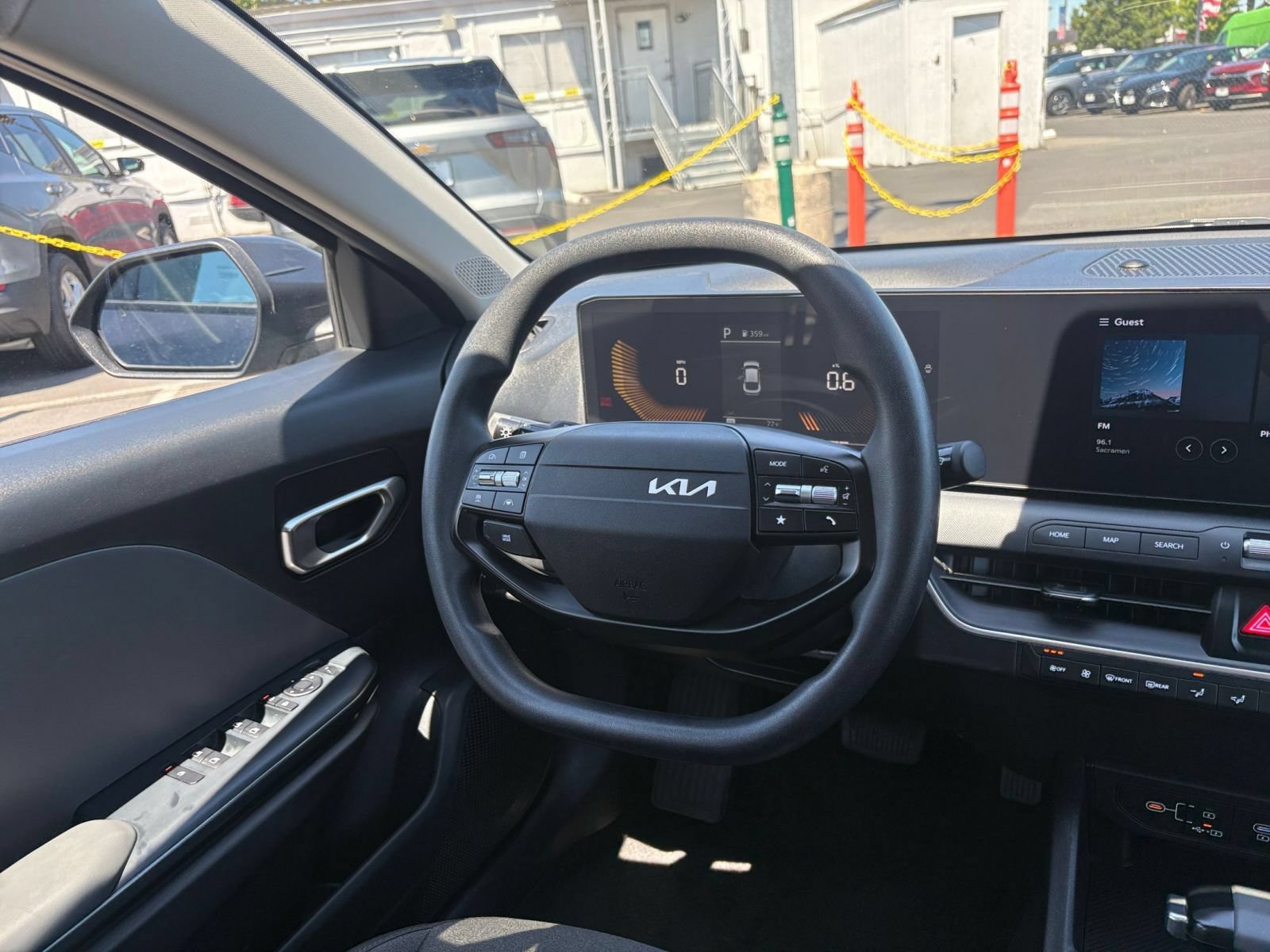 Used 2025 Kia K4 FWD image 34