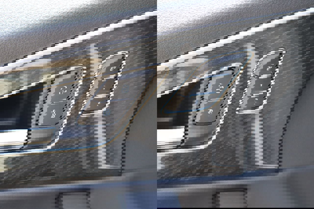 Used 2025 Audi Q7 3.0T Premium Plus AWD/4WD image 25