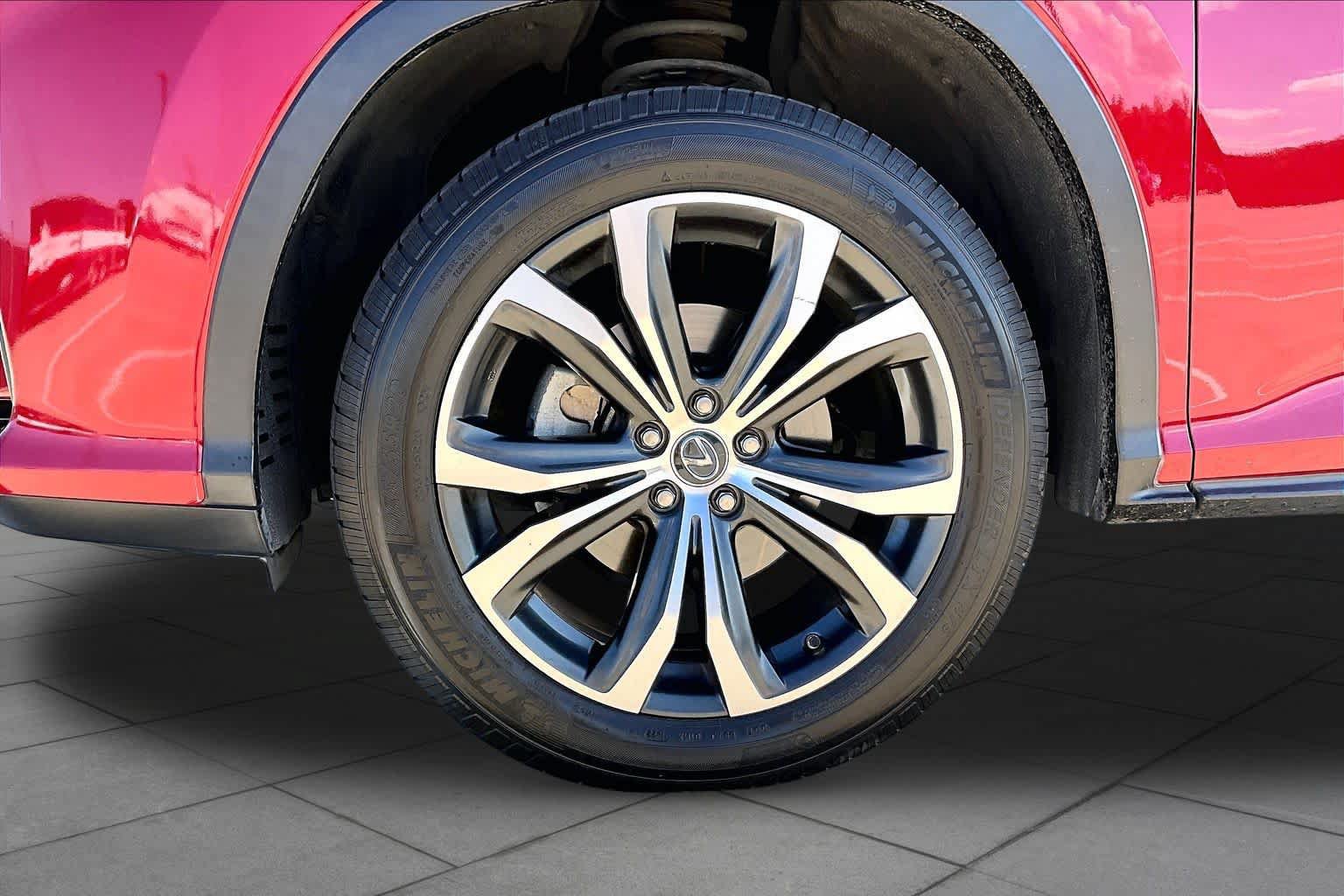 Used 2019 Lexus RX 350 FWD w/ Premium Package image 11