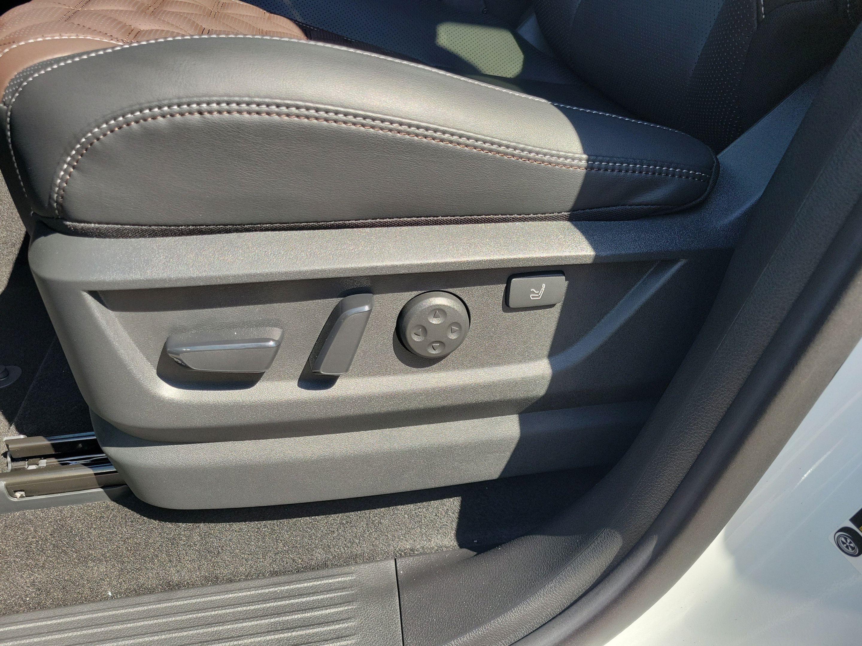 New 2026 Nissan Armada Platinum Reserve AWD/4WD image 18