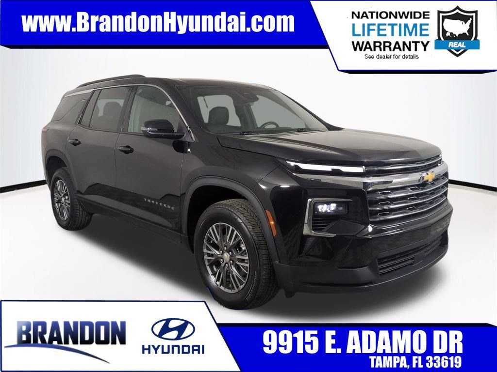 Used 2026 Chevrolet Traverse LT