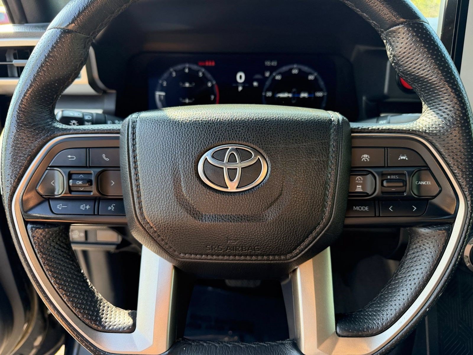 Used 2024 Toyota Tacoma TRD Off-Road AWD/4WD image 11