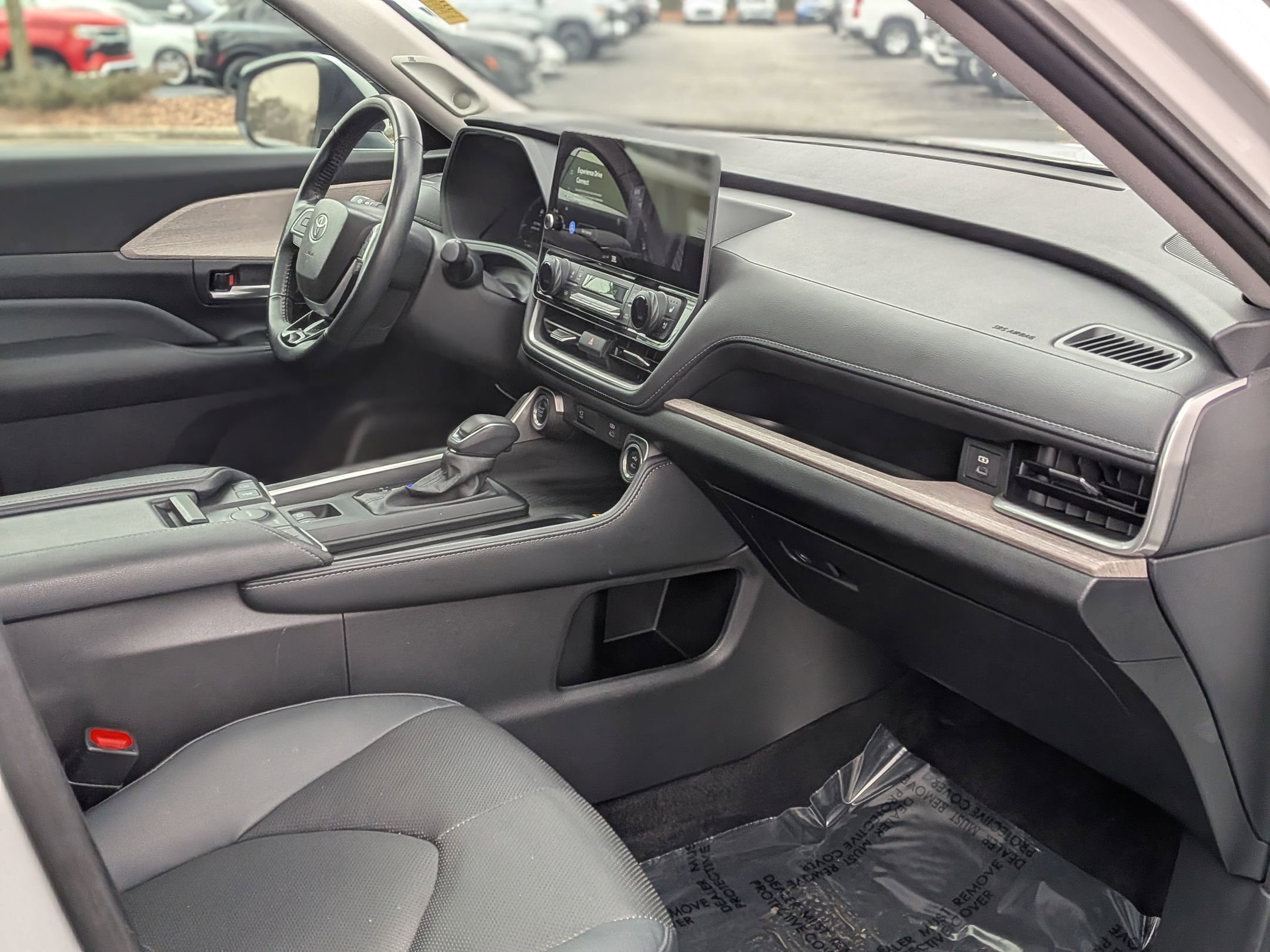 Used 2024 Toyota Grand Highlander Limited image 34