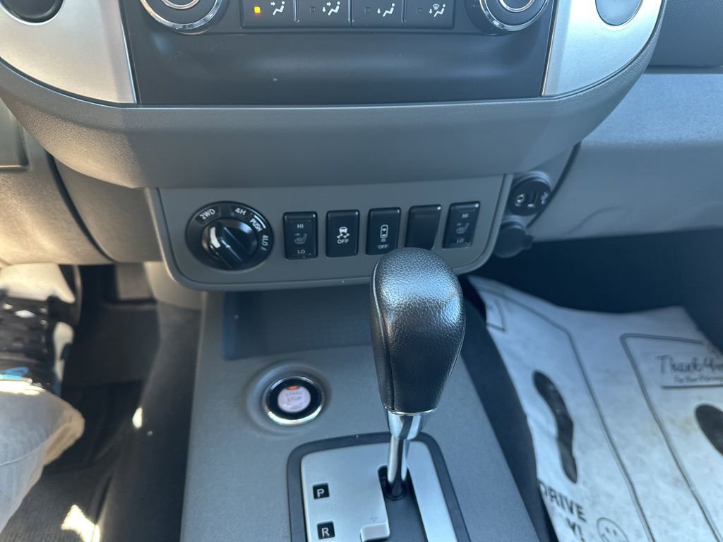 Used 2020 Nissan Frontier SV image 10