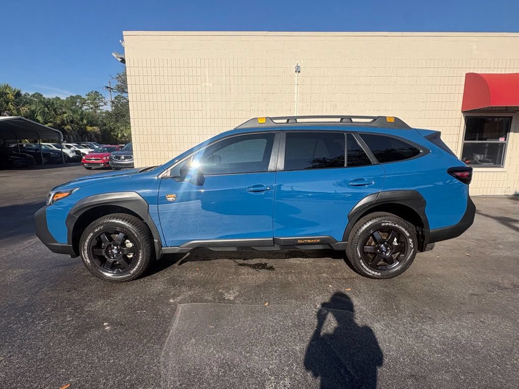 Used 2025 Subaru Outback Wilderness w/ Wilderness Package AWD/4WD image 4