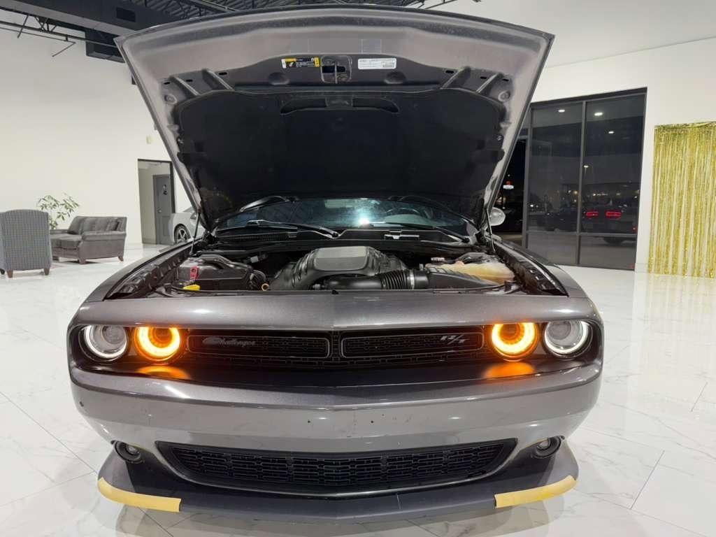 Used 2022 Dodge Challenger R/T w/ Blacktop Package RWD image 22