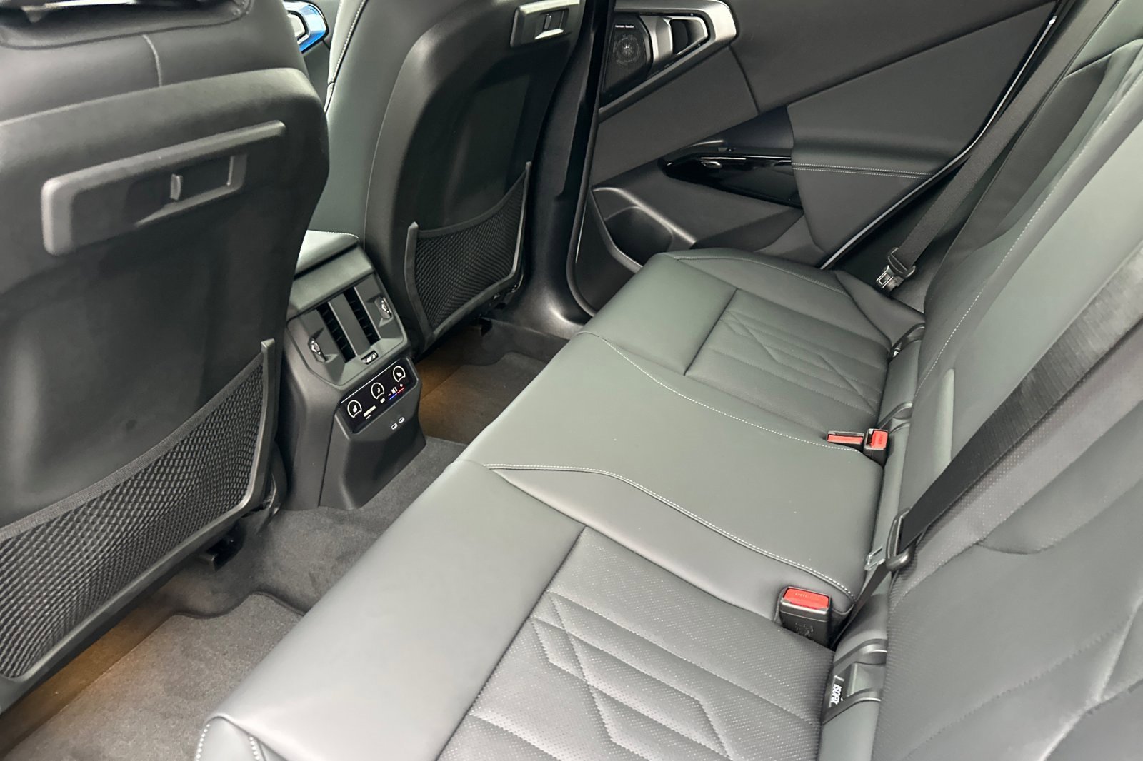 New 2026 BMW X3 xDrive30 w/ M Sport Package image 9