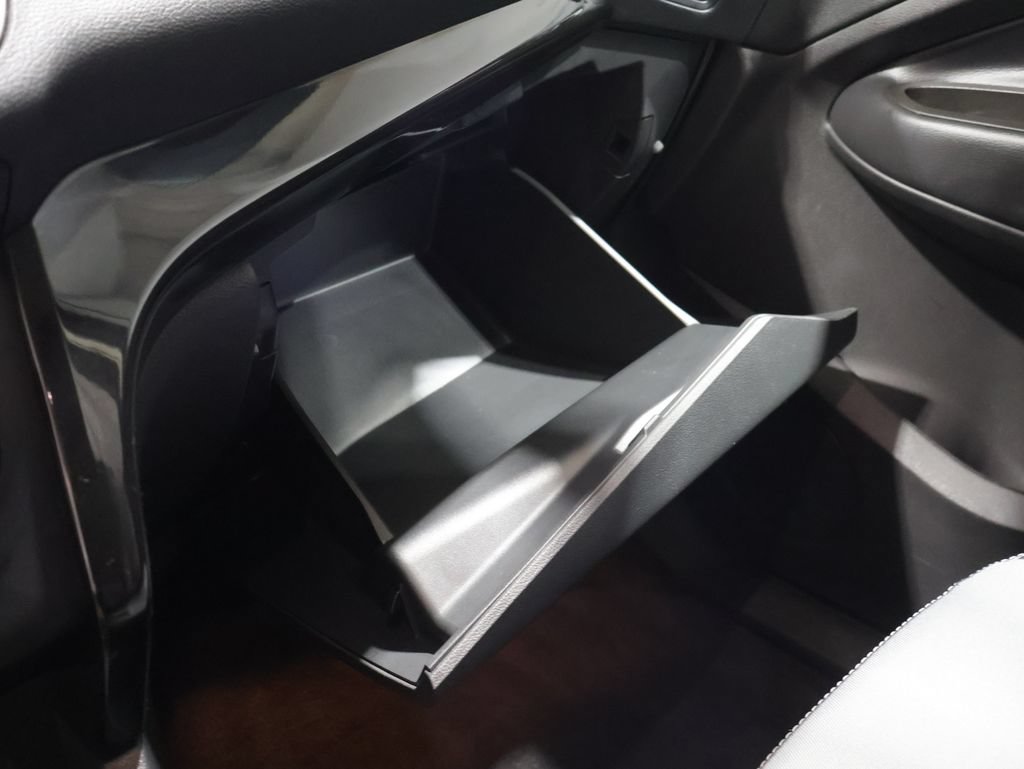 Used 2019 Ford Escape SE w/ SE Sport Appearance Package AWD/4WD image 28