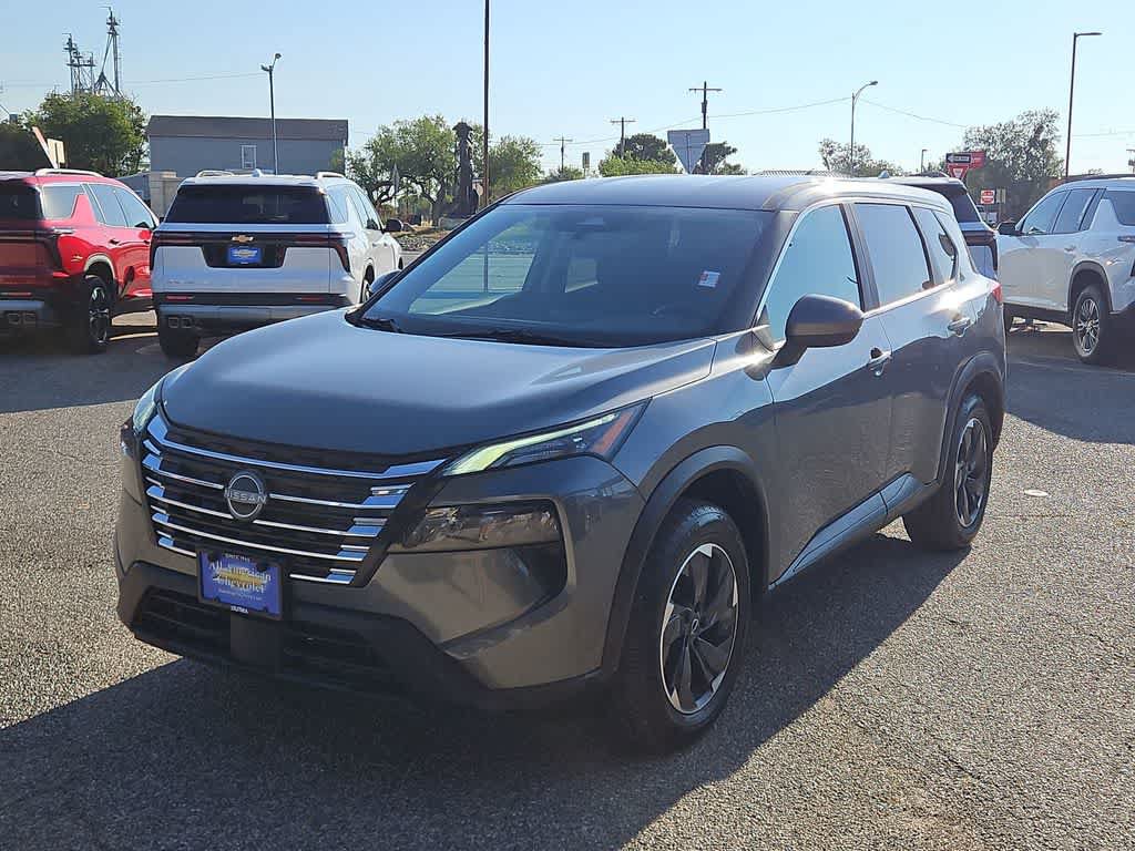 Used 2025 Nissan Rogue SV FWD image 4