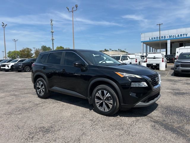 Used 2022 Nissan Rogue SV FWD image 1