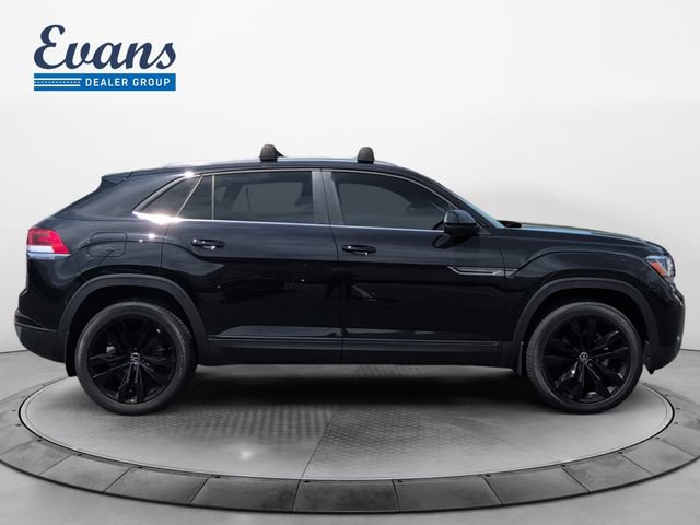 Used 2023 Volkswagen Atlas Cross Sport SE w/ Black Wheel Package AWD/4WD image 9