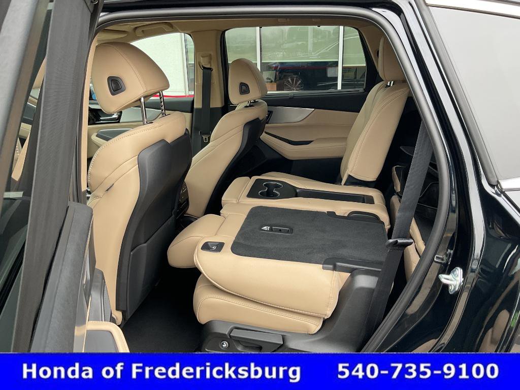 Used 2025 Acura MDX w/Technology Package image 30