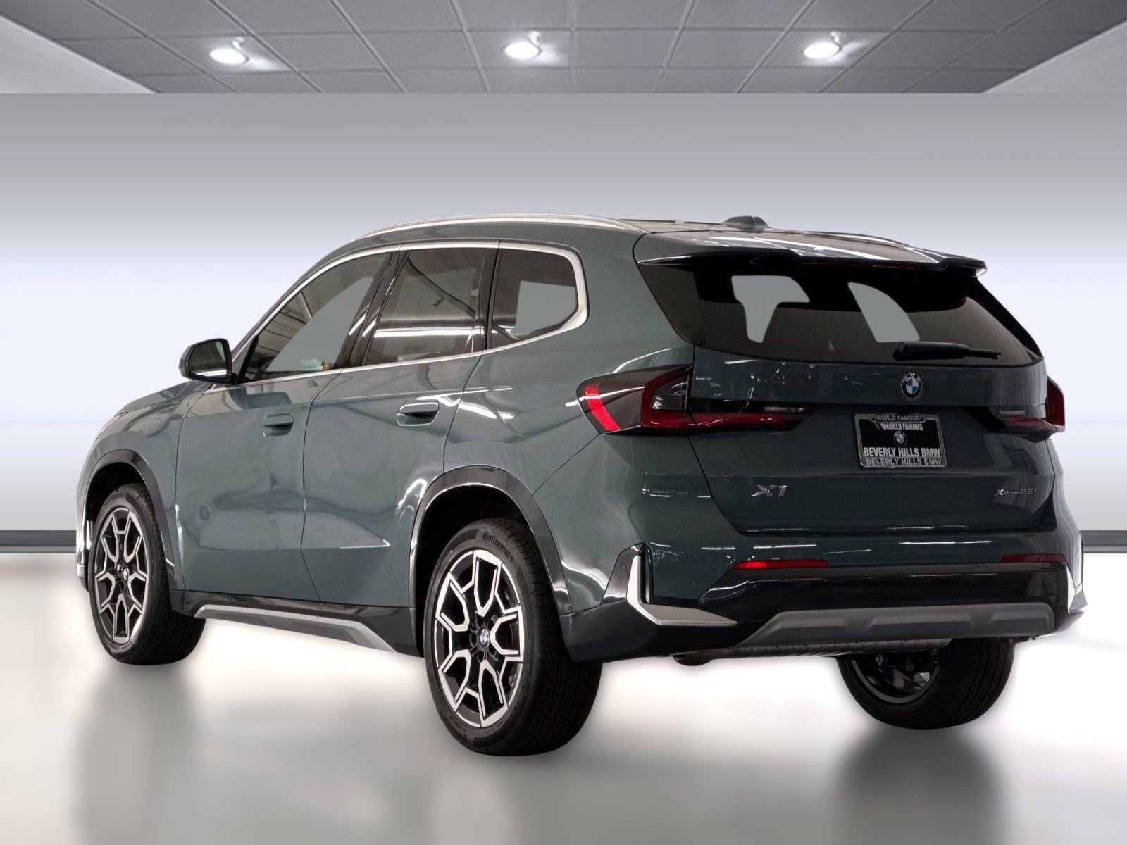 New 2026 BMW X1 xDrive28i w/ Convenience Package image 3