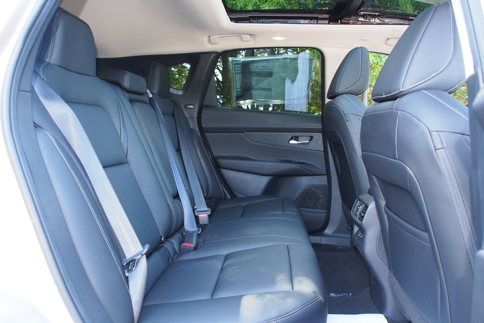 Used 2025 Nissan Murano SL w/ Cargo Package image 13