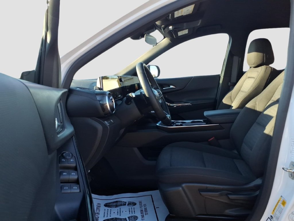 Used 2026 Chevrolet Equinox LT FWD image 20