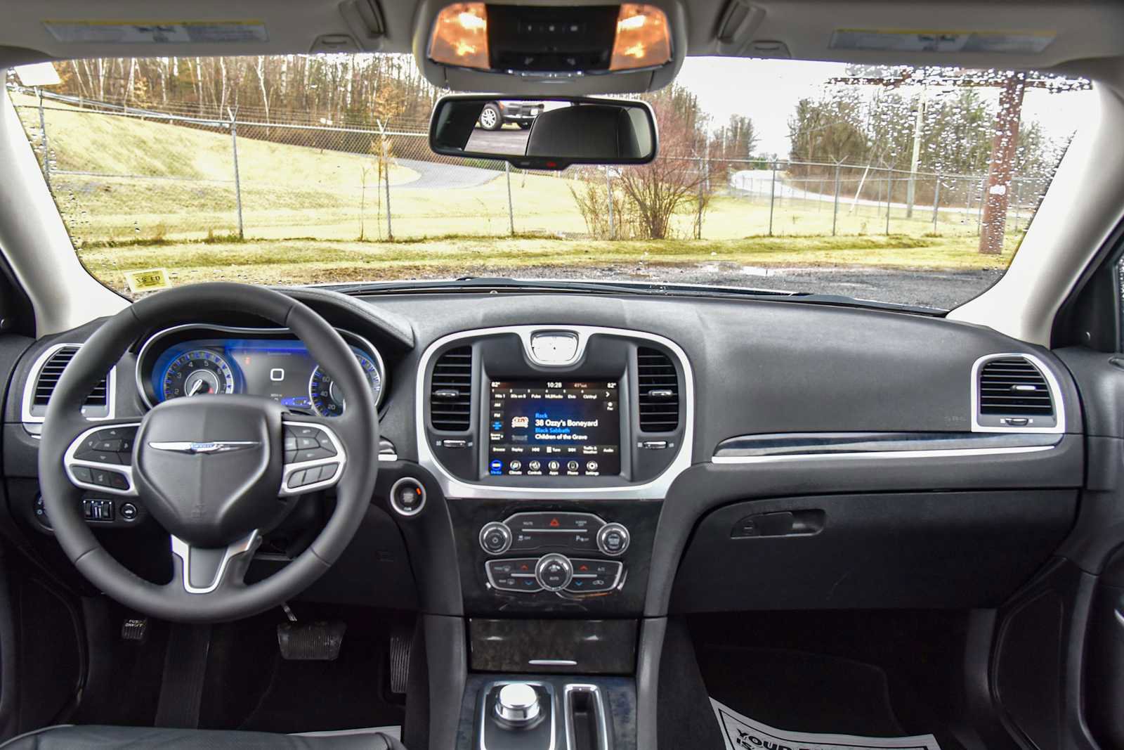 Certified 2023 Chrysler 300 Touring L w/ Comfort Group image 18