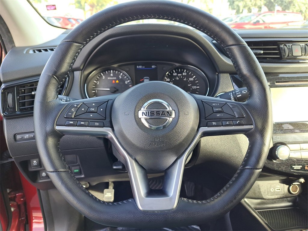 Certified 2022 Nissan Rogue Sport SV image 17